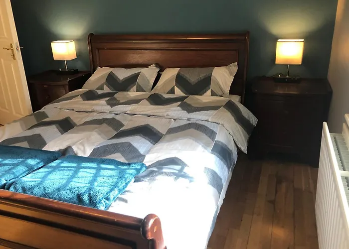 Long Acre, In Manorhamilton, Leitrim